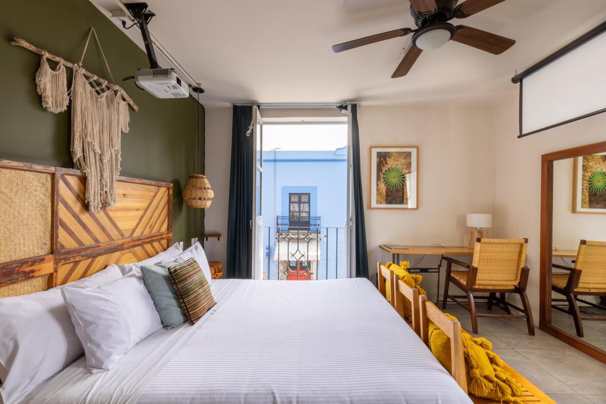 Selina Oaxaca Hotel Exterior photo